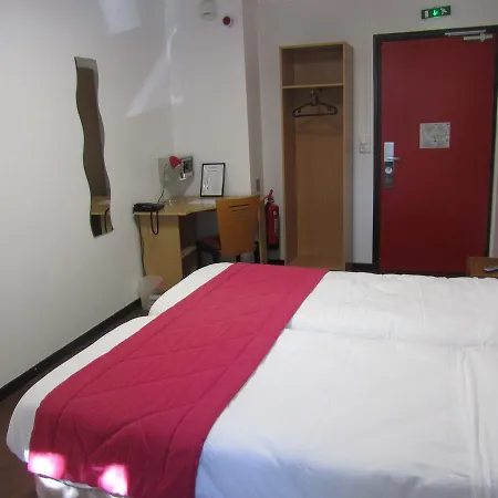 Le Joseph Hotell 2*